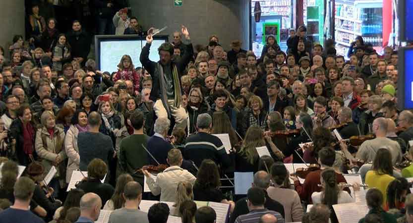 En este momento estás viendo Disfruta de un coro navideño en Praga este año