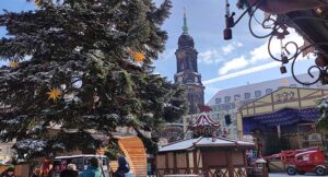 Uno de los cinco mercados navideños de Centroeuropa cerca de Praga, el de Dresde